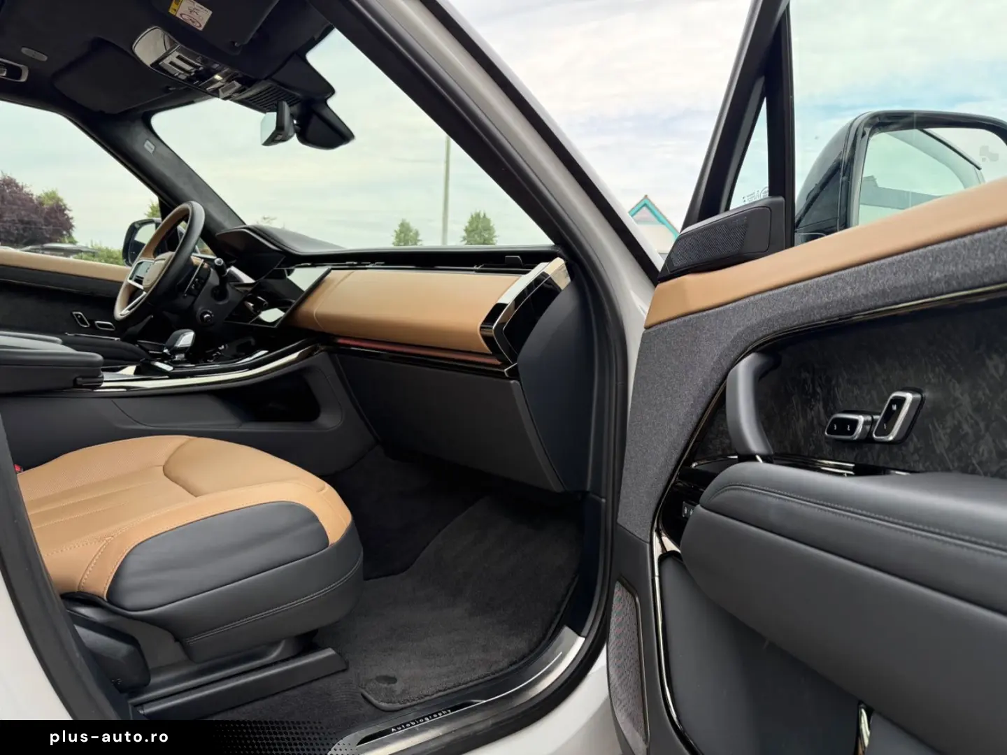 LAND ROVER Range Rover Sport Autobiography SV Bespoke Full