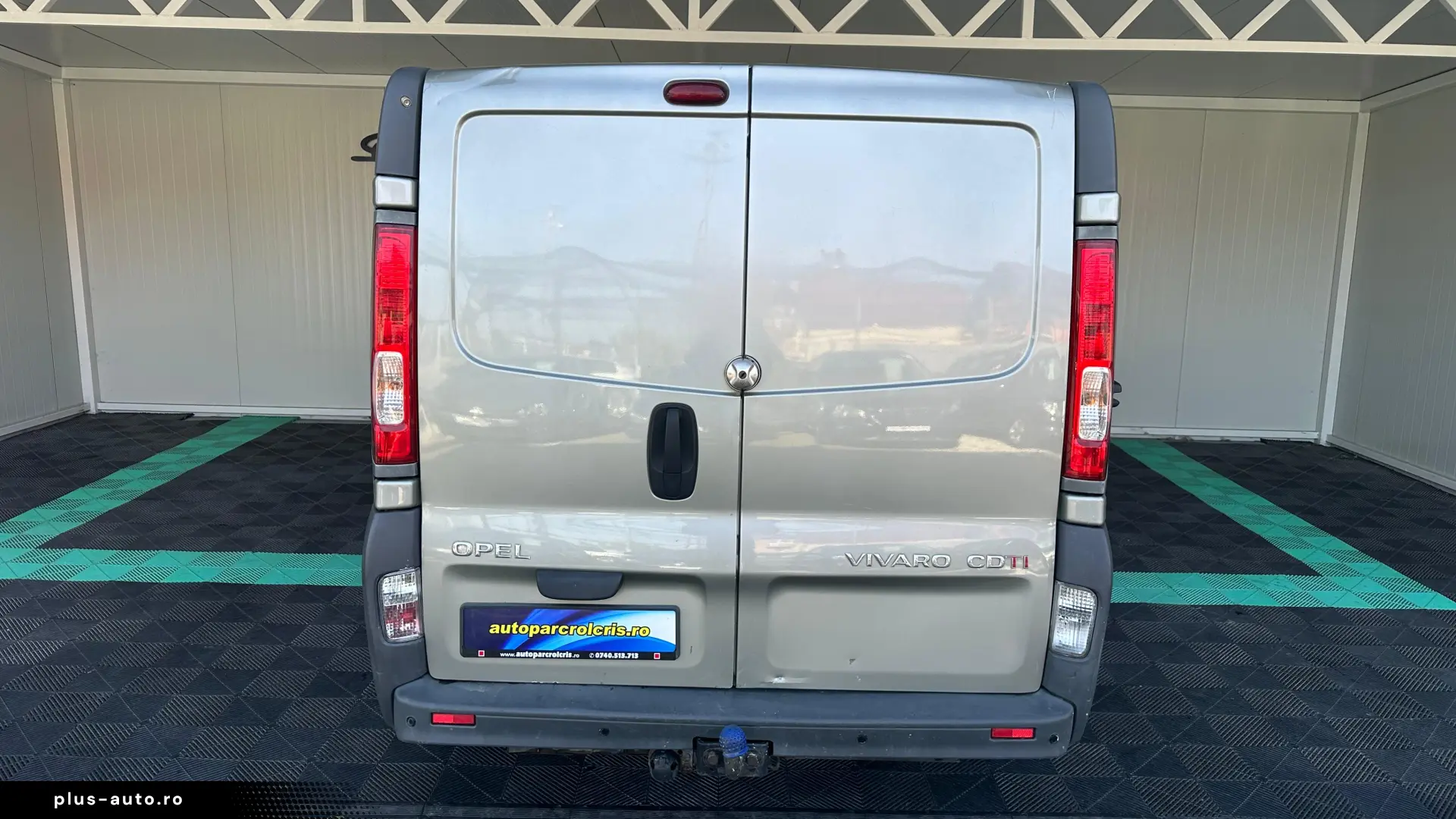 Opel Vivaro 2.0 Diesel 114 CP An 2008