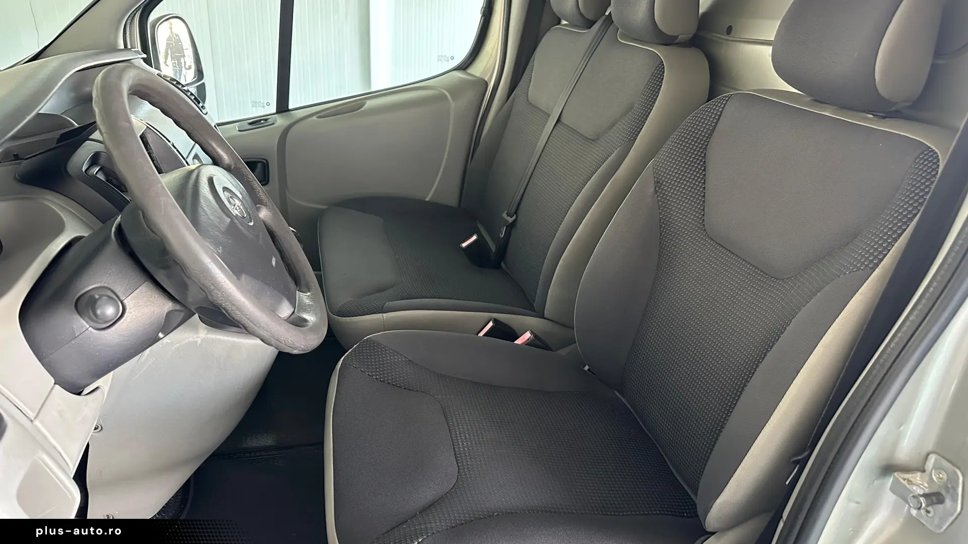 Opel Vivaro 2.0 Diesel 114 CP An 2008