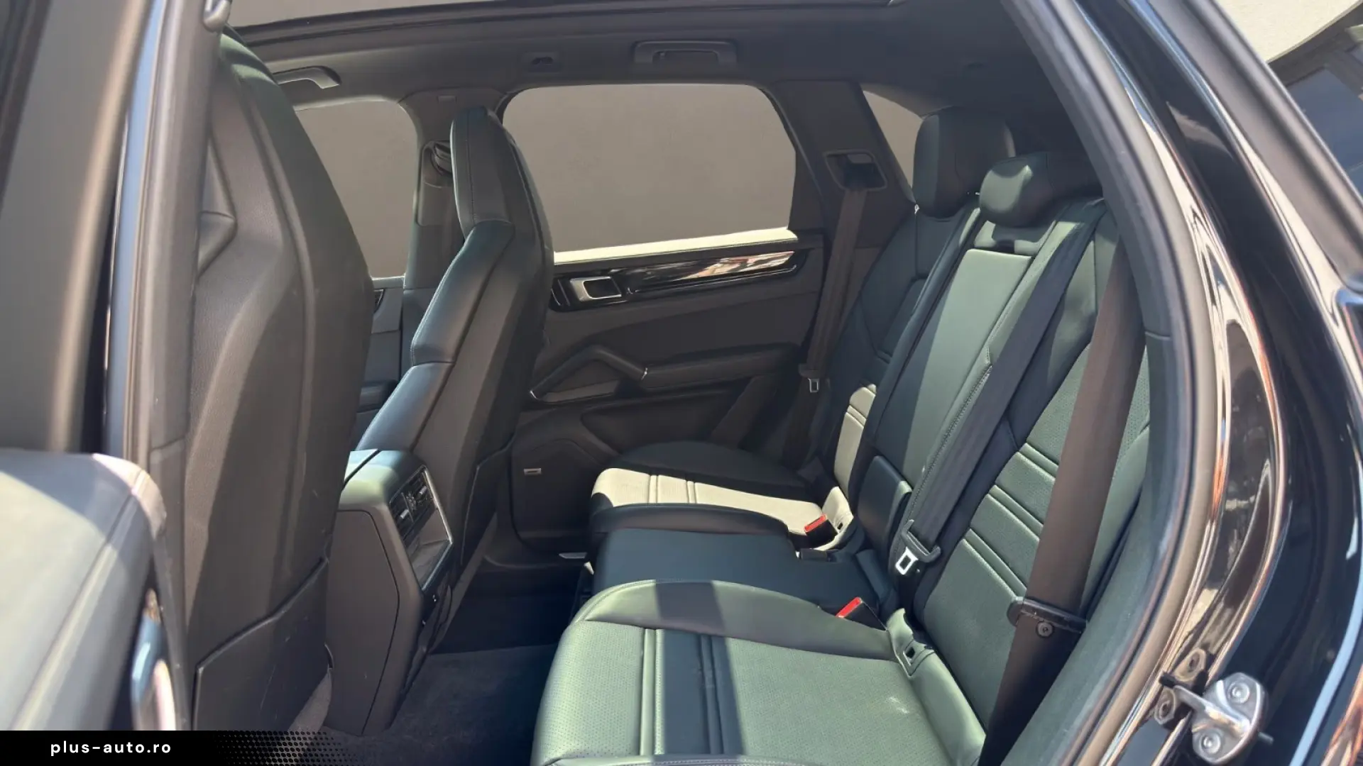 Porsche Cayenne E-Hybrid 22  Panoramic roof BOSE