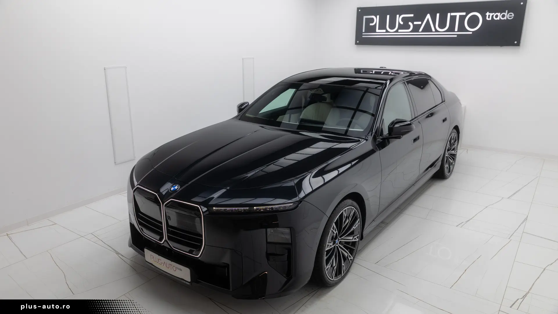 BMW 740 xDrive  IN STOC