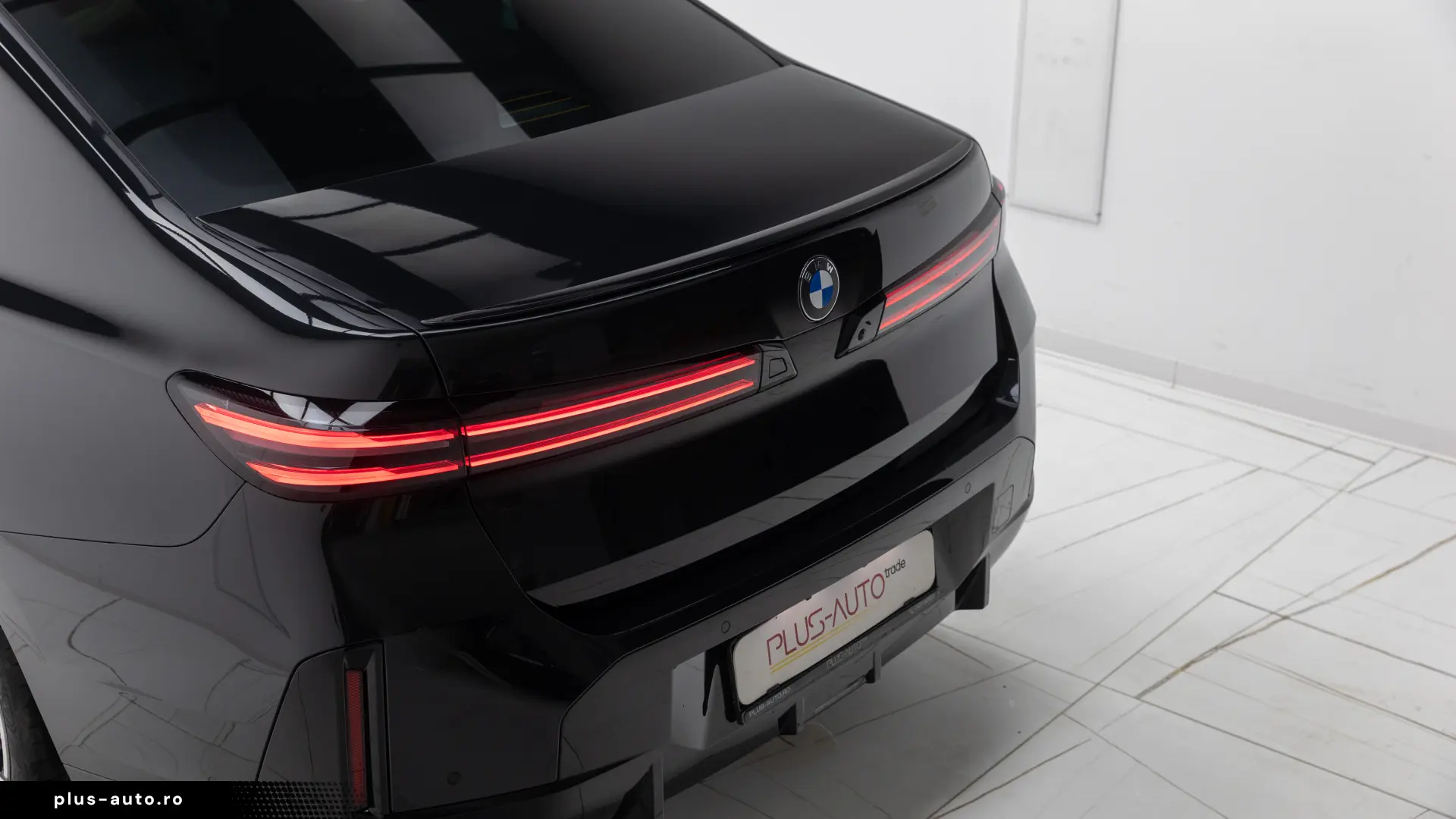 BMW 740 xDrive  IN STOC