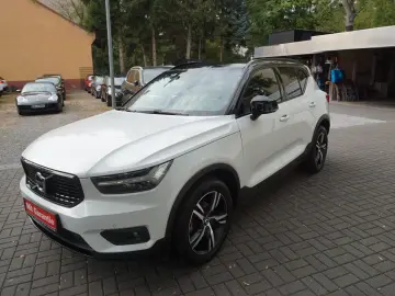 VOLVO XC40 T3 R Design Geartronic SHZ KAM NAVI APP