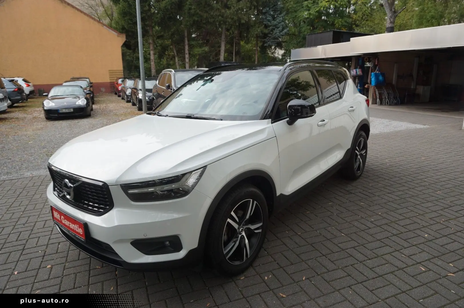 VOLVO XC40 T3 R Design Geartronic SHZ KAM NAVI APP