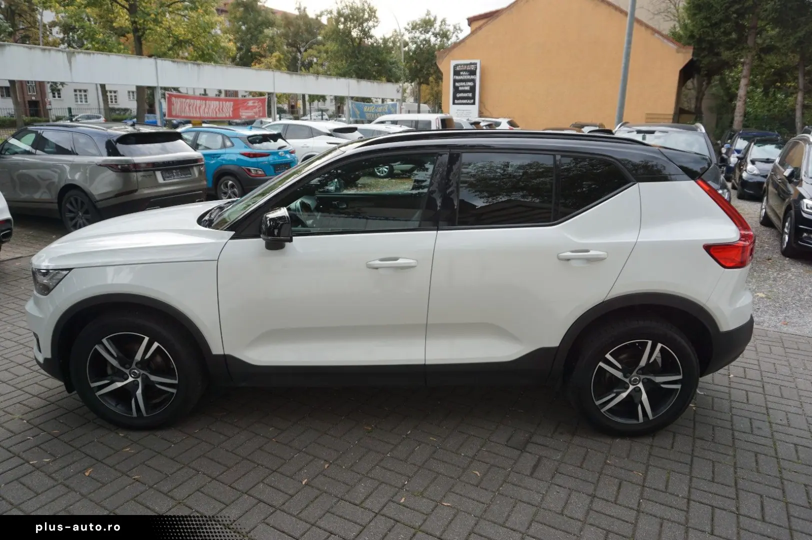 VOLVO XC40 T3 R Design Geartronic SHZ KAM NAVI APP