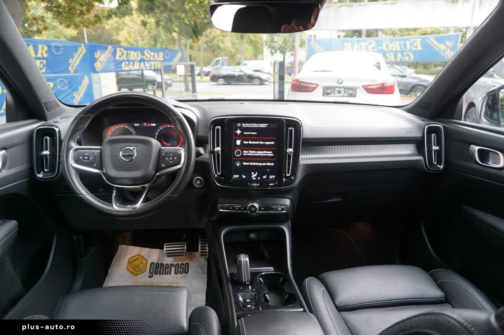VOLVO XC40 T3 R Design Geartronic SHZ KAM NAVI APP