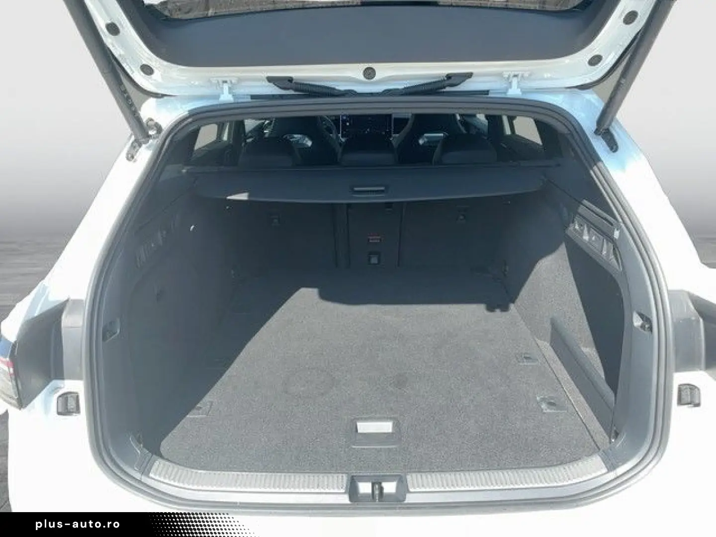 VW Passat Variant 2.0 TDI DSG R-line