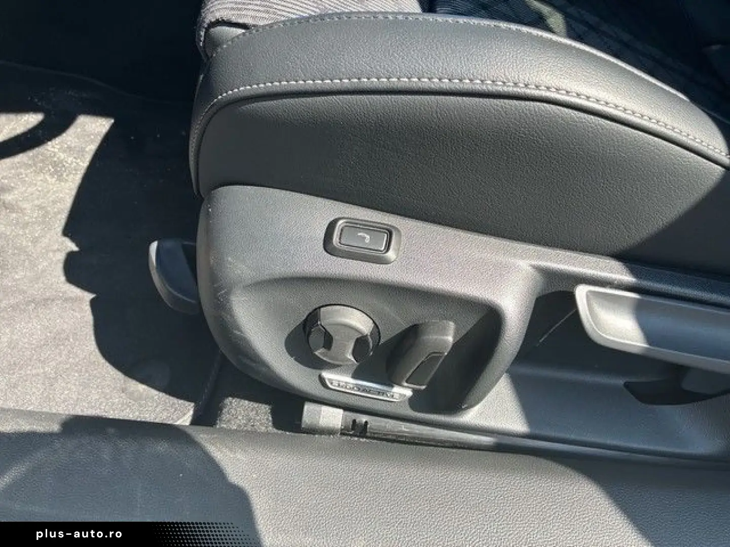 VW Passat Variant 2.0 TDI DSG R-line