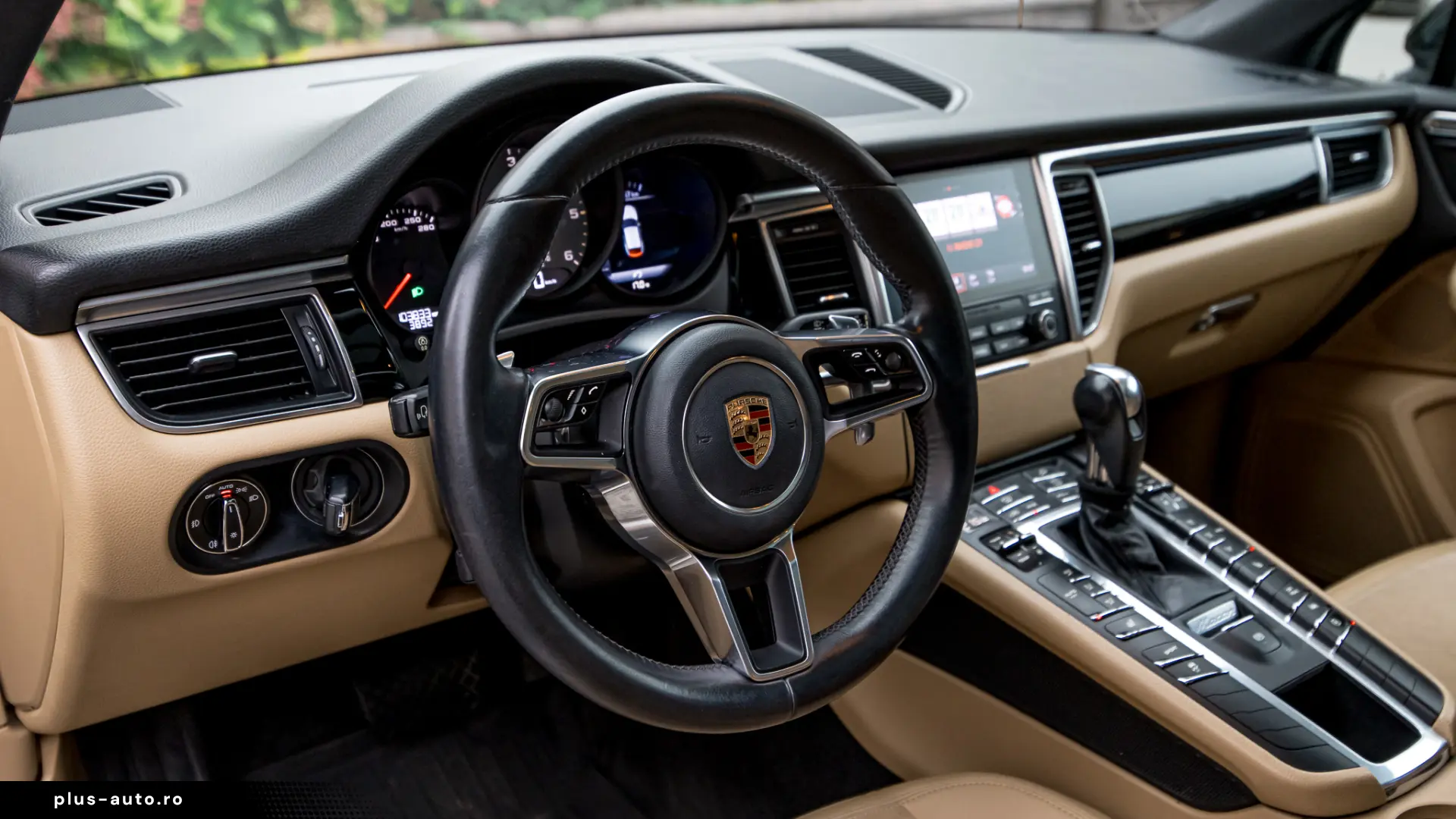 Porsche Macan S