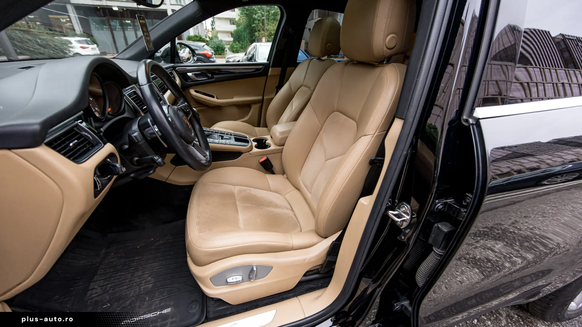 Porsche Macan S