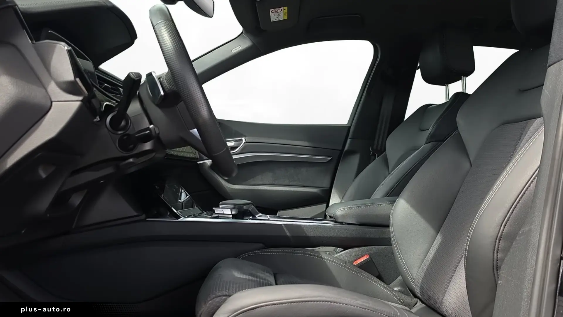 Audi e-tron S quattro AIR SUSPENSION • MATRIX LED