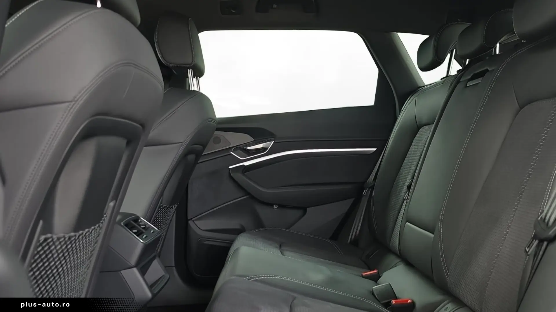Audi e-tron S quattro AIR SUSPENSION • MATRIX LED