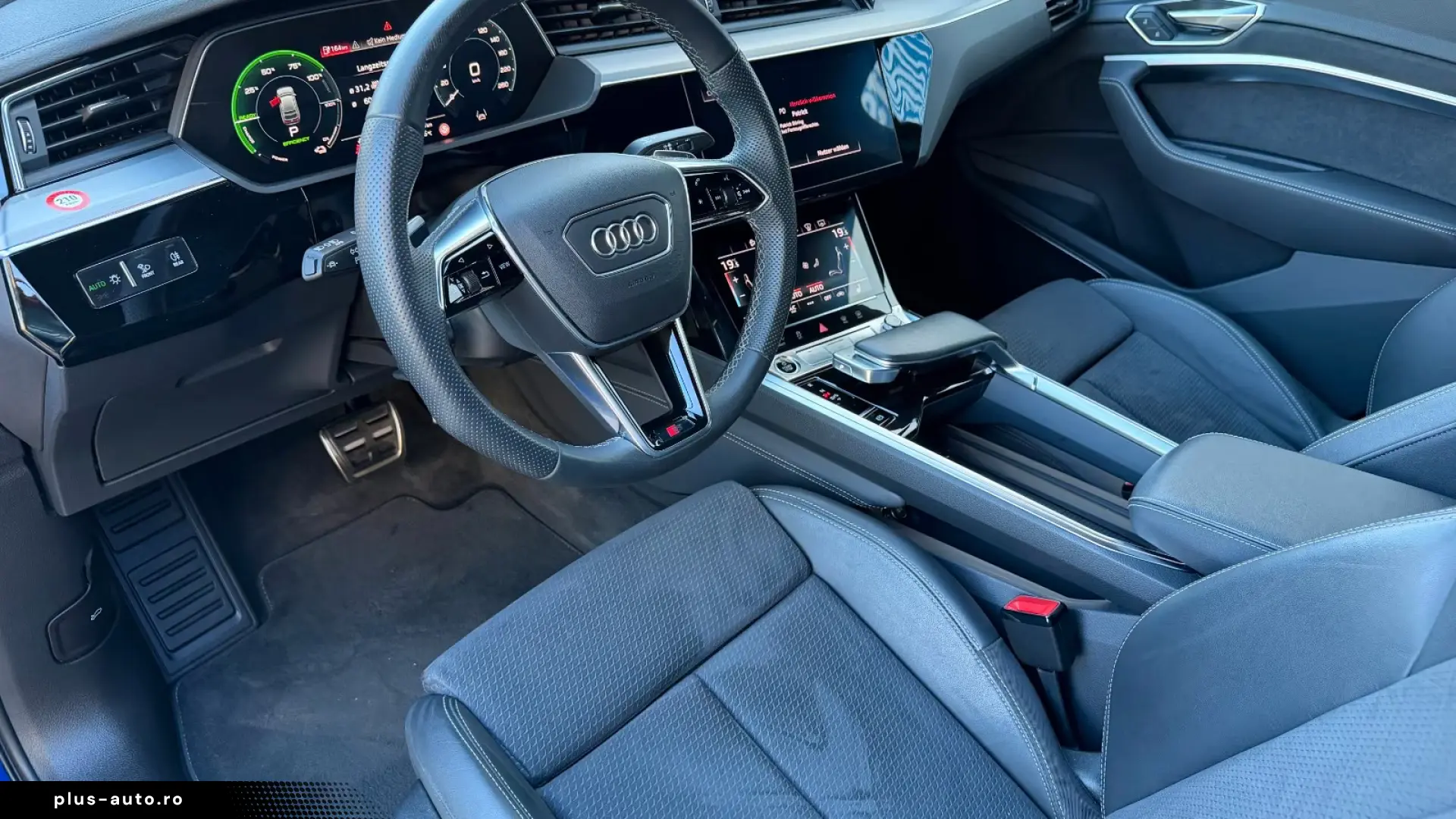Audi Q8 e-tron 55 quattro Sportback S LINE