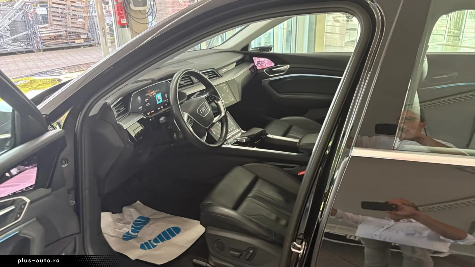 Audi e-tron Sportback 55 quattro advanced   NIGHT VISION