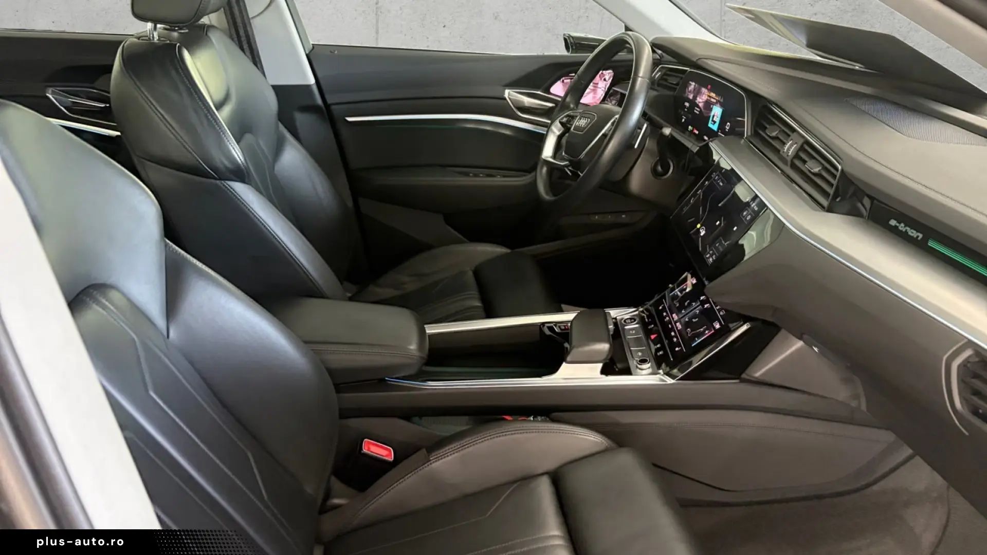 Audi e-tron Sportback 55 quattro advanced   NIGHT VISION