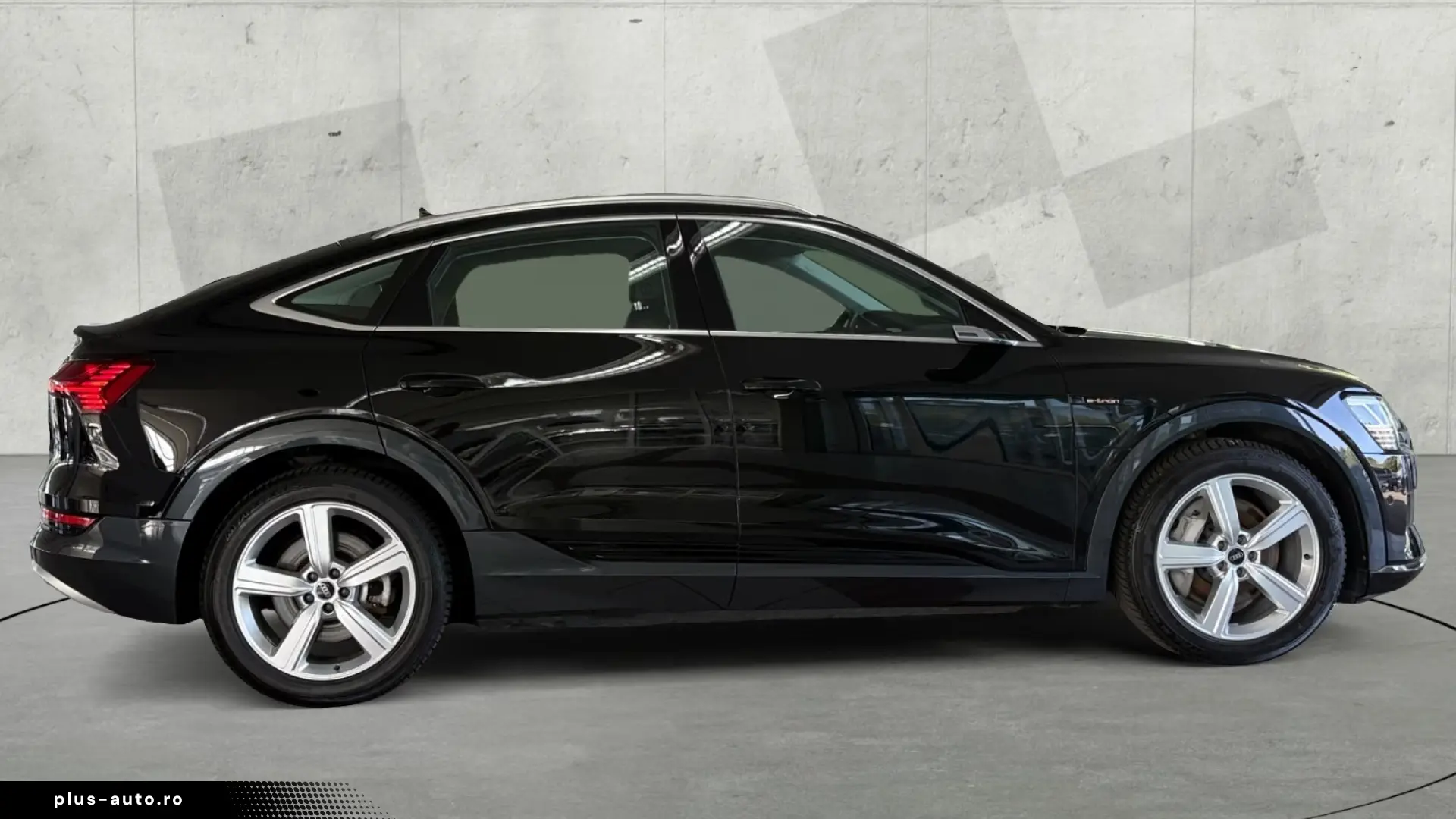 Audi e-tron Sportback 55 quattro advanced   NIGHT VISION