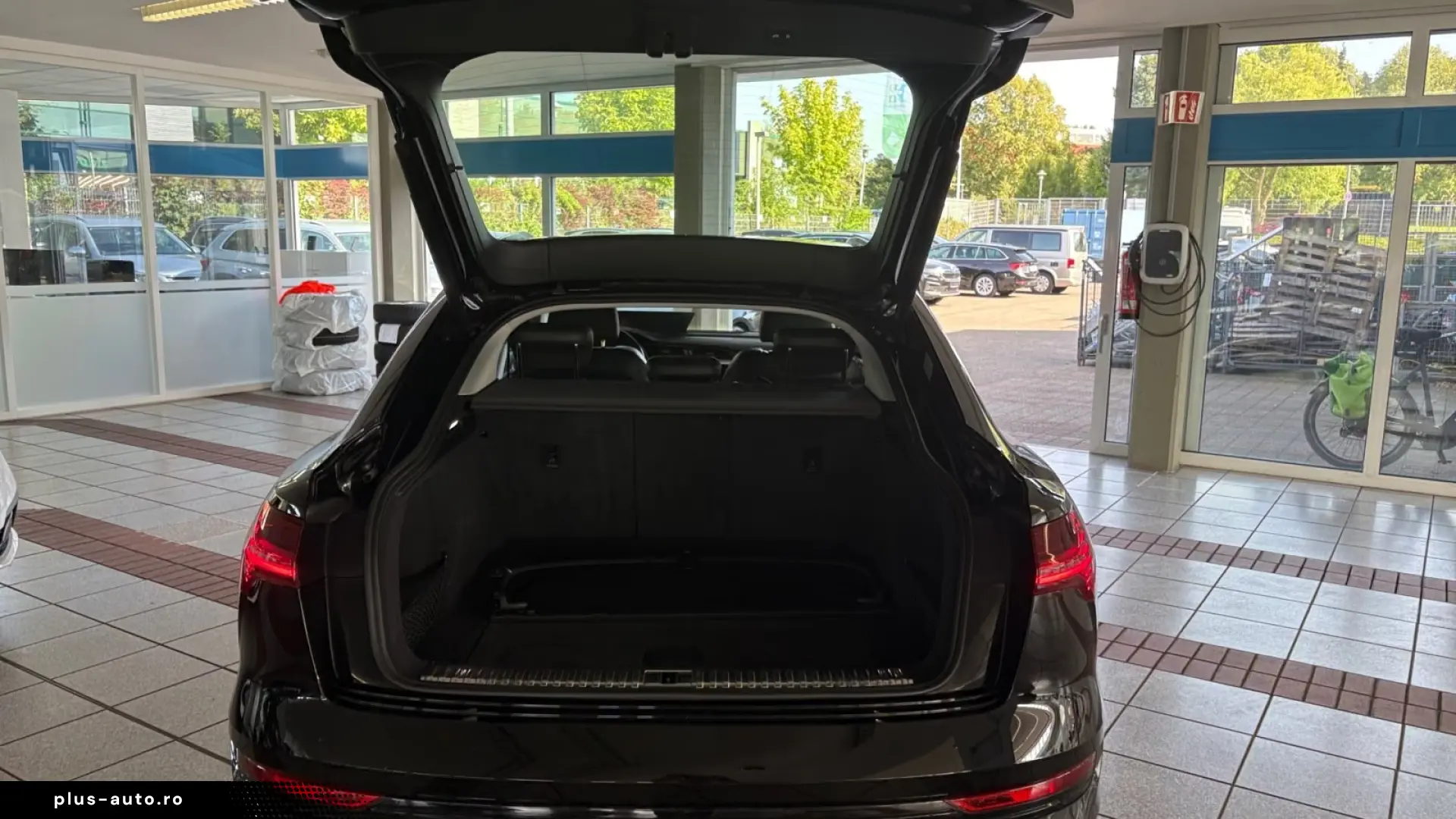 Audi e-tron Sportback 55 quattro advanced   NIGHT VISION