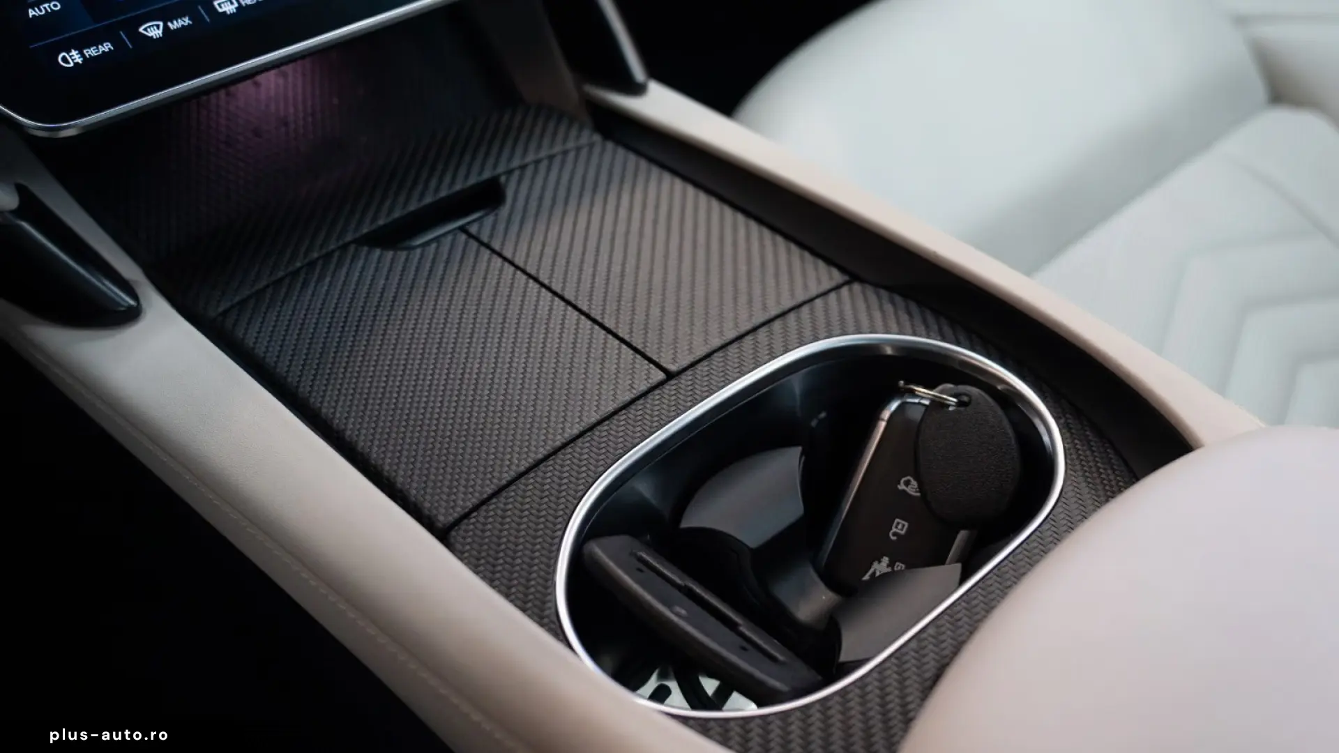Maserati GranTurismo Trofeo   AWD • AIR SUSPENSION