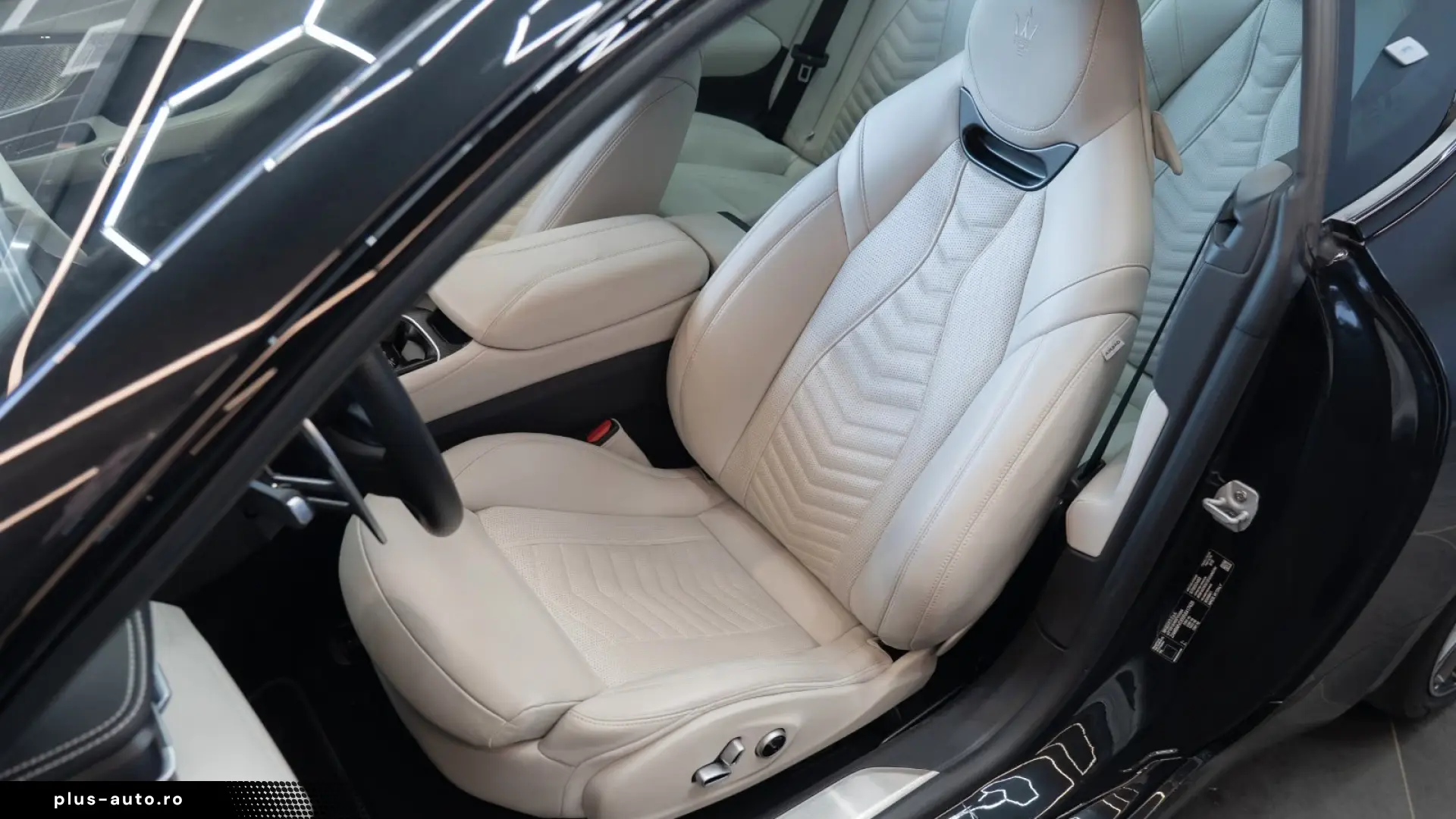 Maserati GranTurismo Trofeo   AWD • AIR SUSPENSION