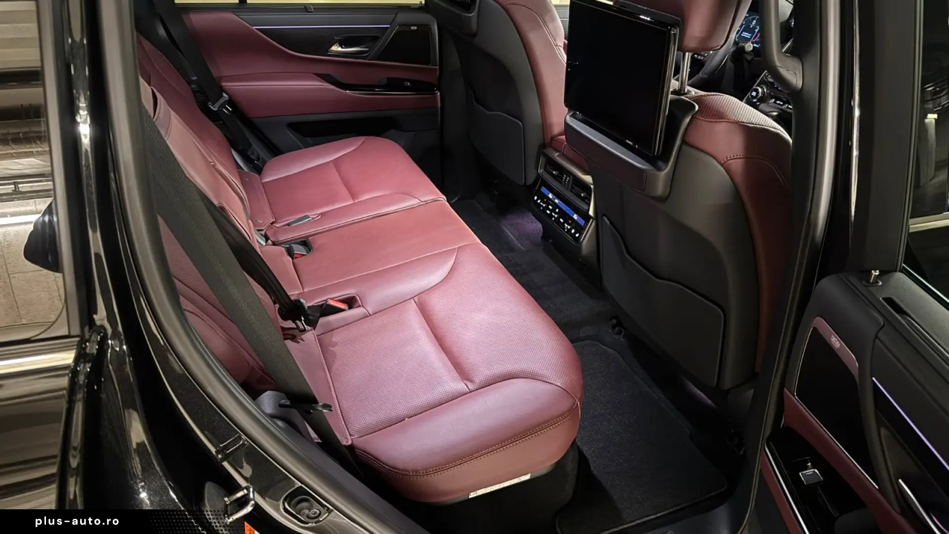 LEXUS LX 600   7 LOCURI • MARK LEVINSON