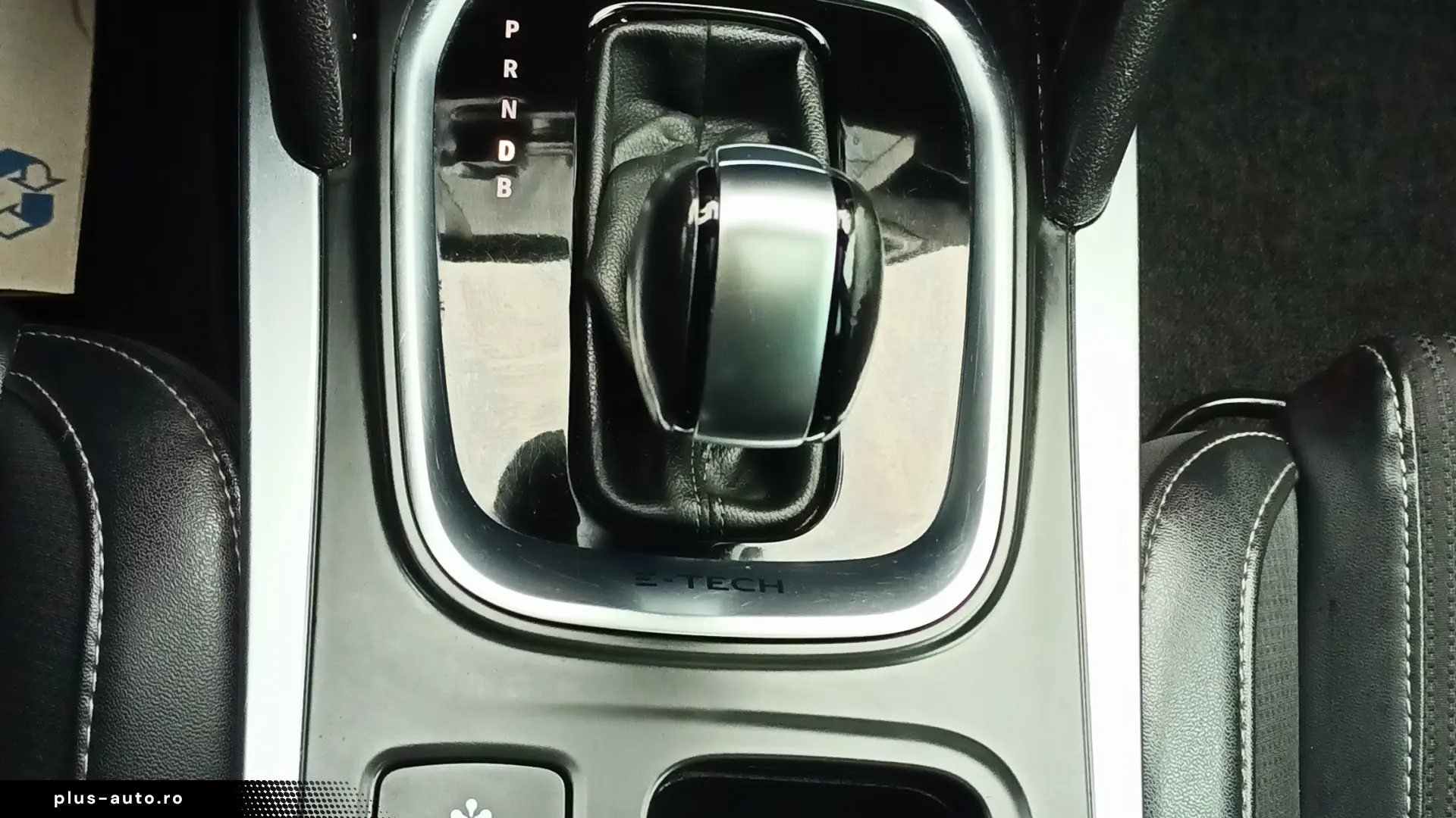 Renault Megane 1.6 E-TECH PLUGIN HYBRID INTENSE  07.2021