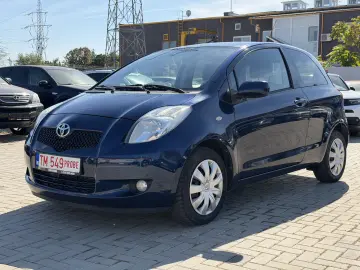 Toyota Yaris 1.3 benzina an2008 cutie automata clima