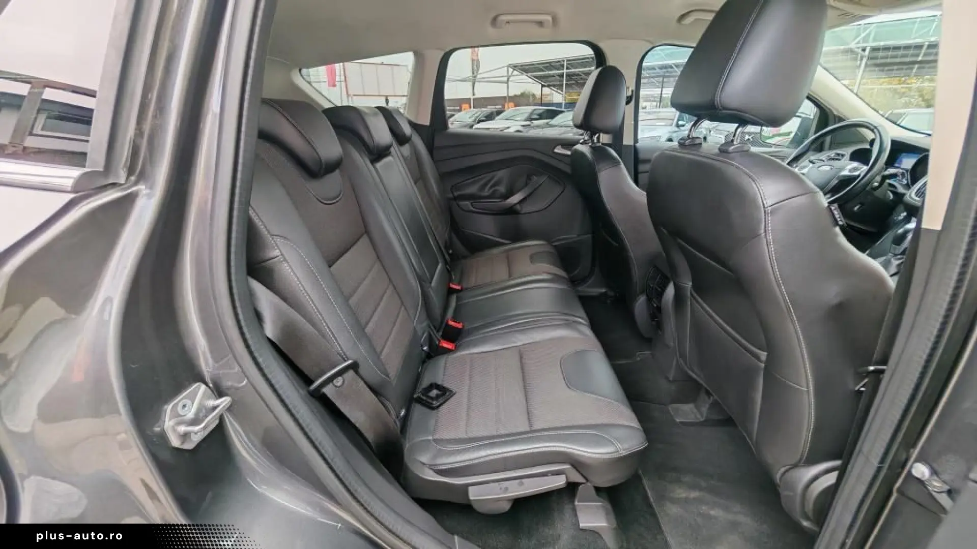 Ford Kuga Titanium 4x4 Diesel Automat 2015 - Rate   Credit