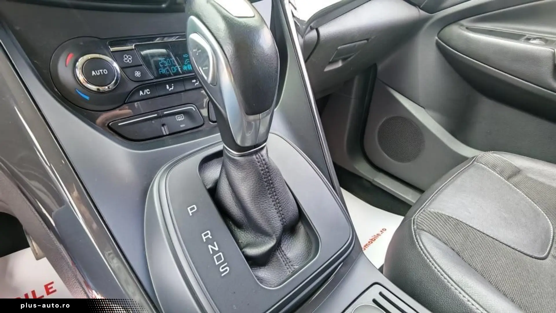 Ford Kuga Titanium 4x4 Diesel Automat 2015 - Rate   Credit
