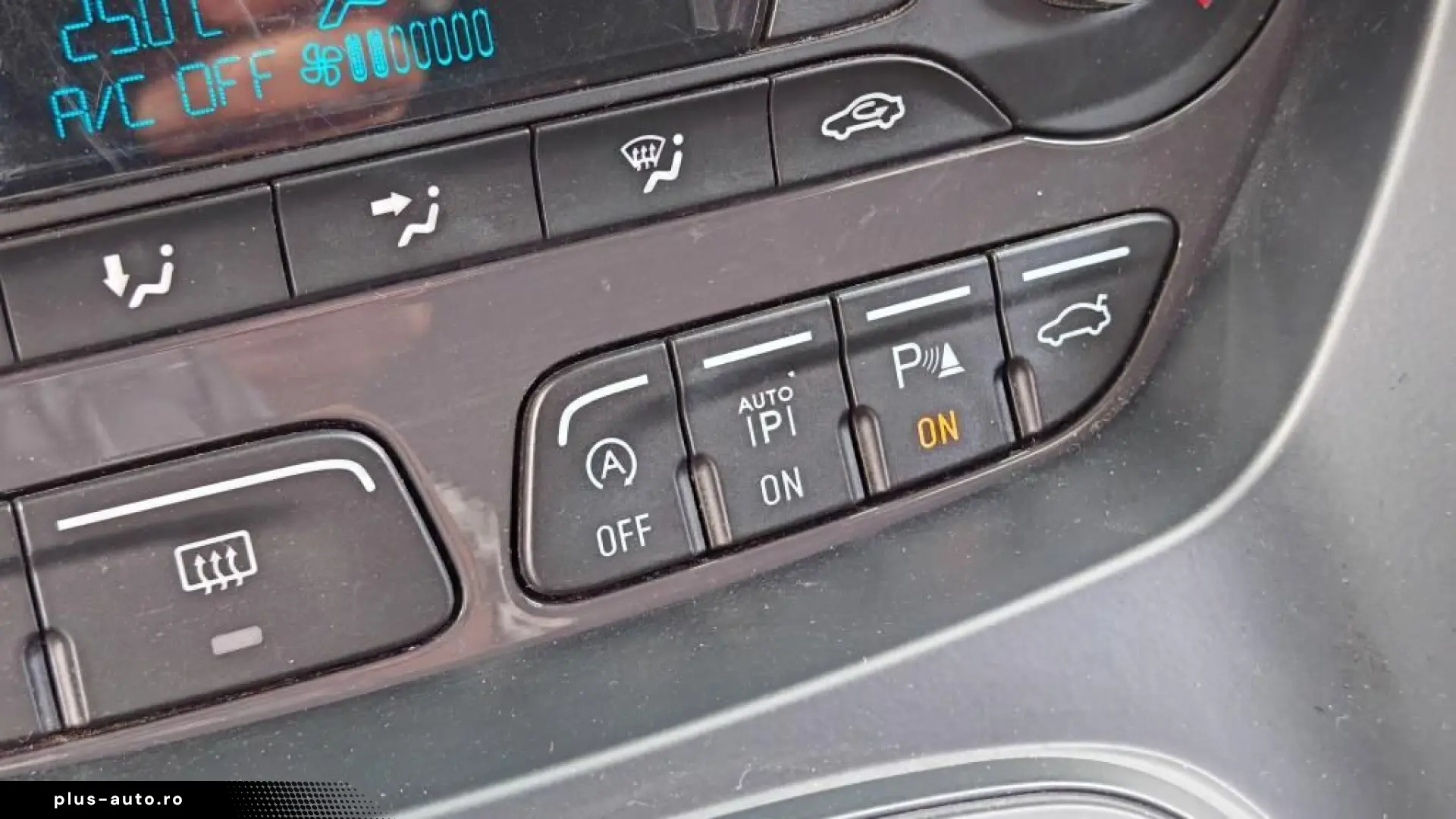 Ford Kuga Titanium 4x4 Diesel Automat 2015 - Rate   Credit