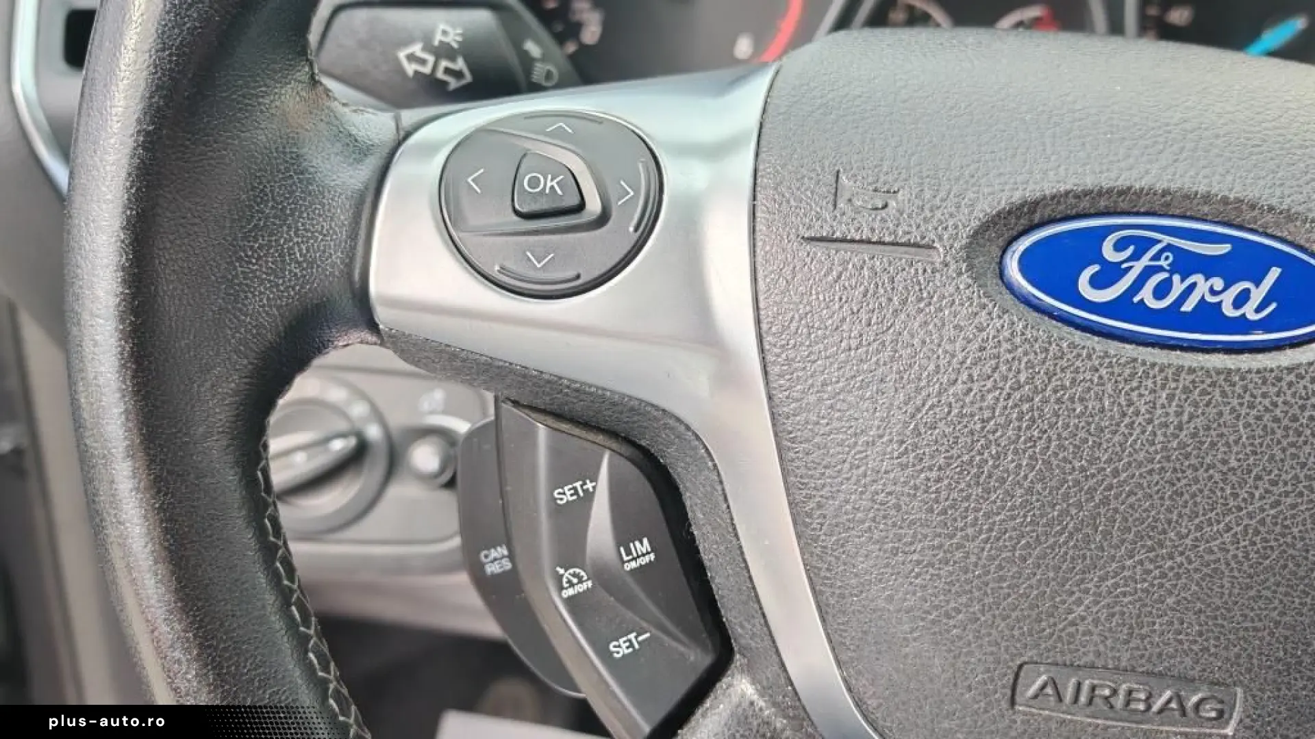 Ford Kuga Titanium 4x4 Diesel Automat 2015 - Rate   Credit