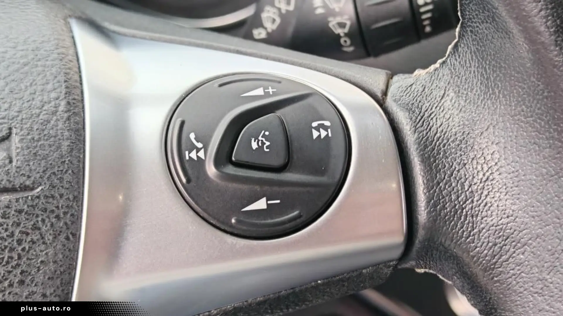 Ford Kuga Titanium 4x4 Diesel Automat 2015 - Rate   Credit