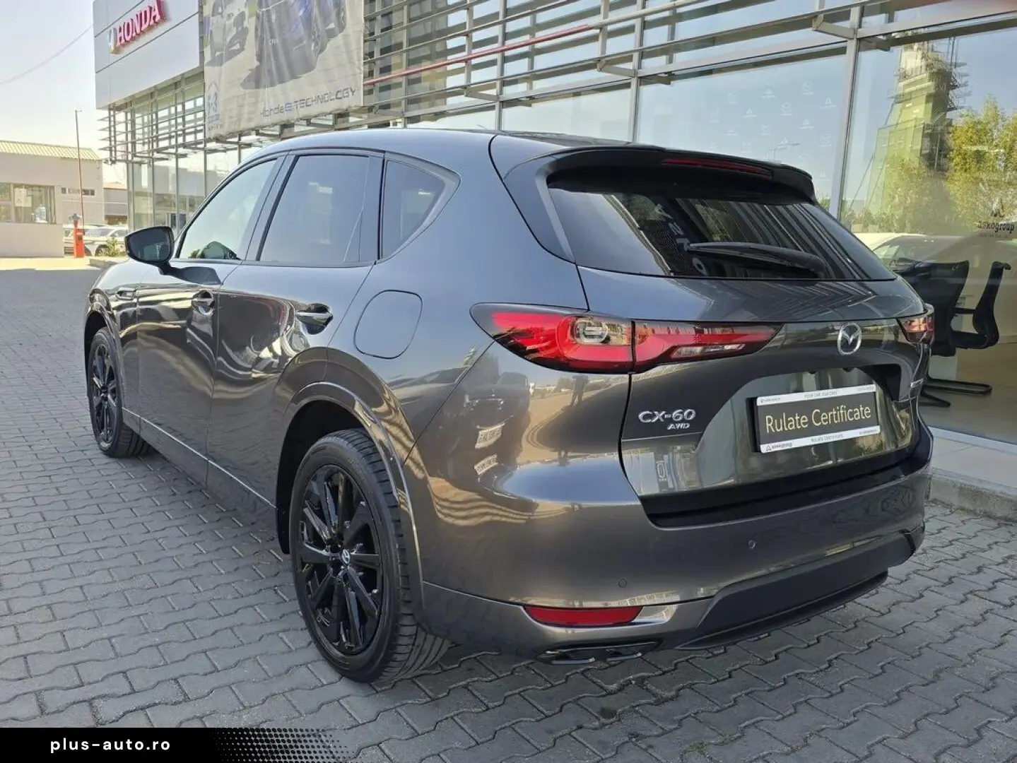 Mazda CX-60 Plug-in Hybrid (PHEV) 2.5   327 Cp - 4x4