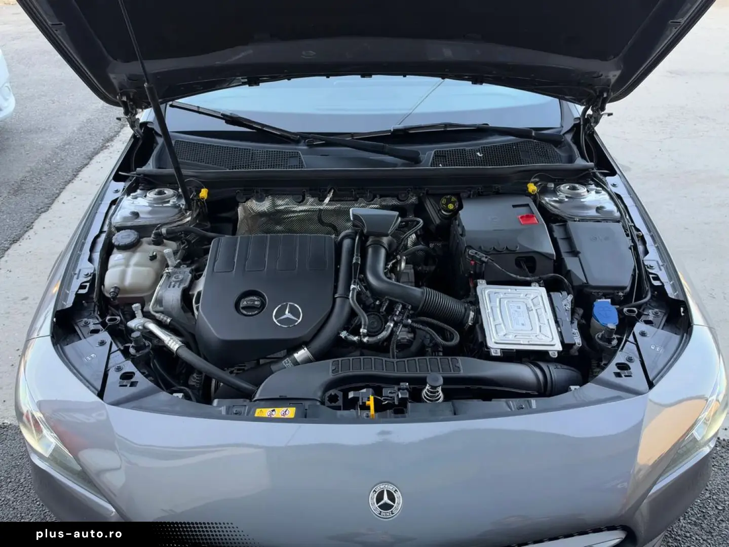 Mercedes-Benz Cla-200