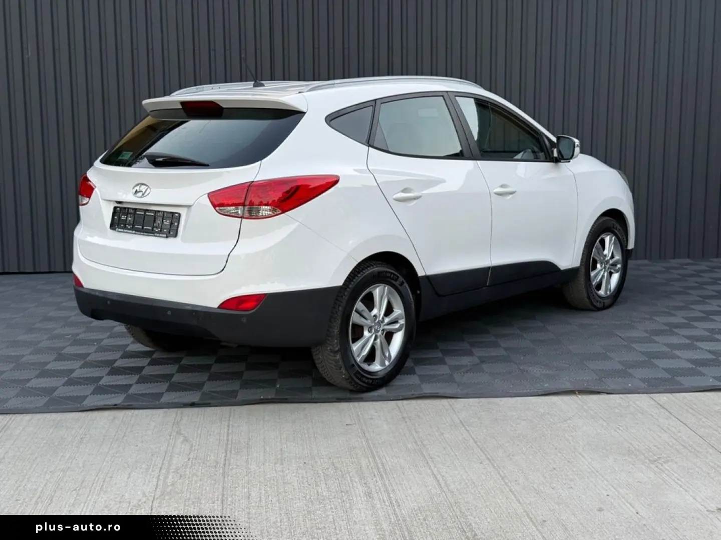Hyundai ix35 2.0 CRDi 4x4    Vindem in Rate Avans Zero cu Bu