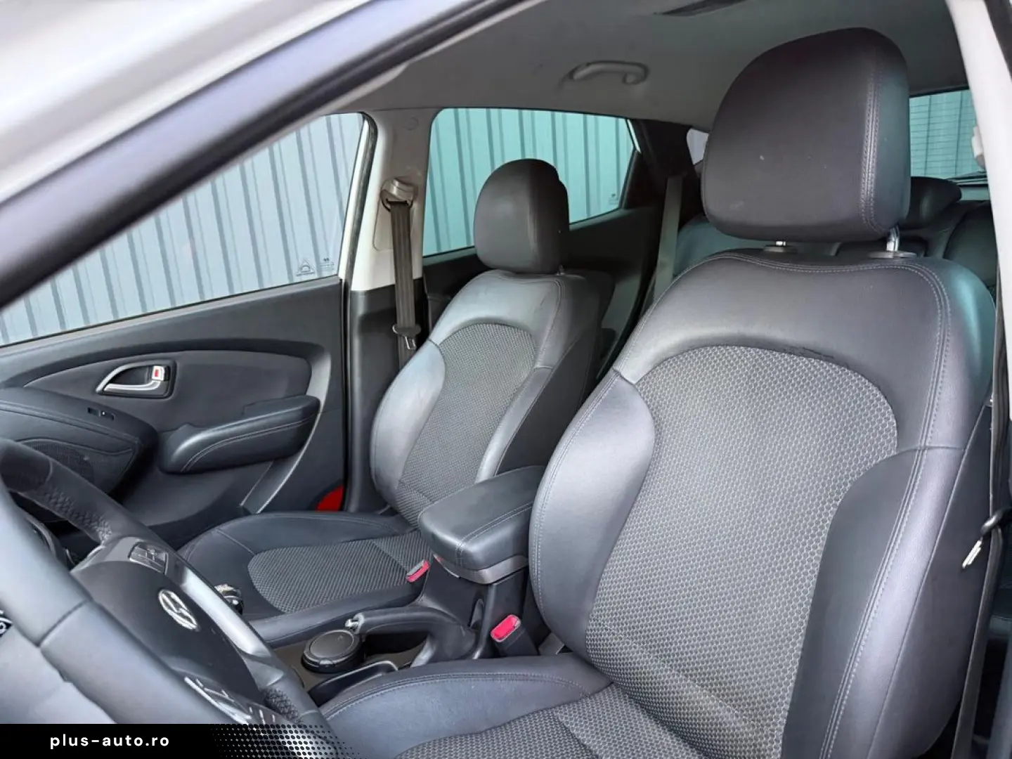 Hyundai ix35 2.0 CRDi 4x4    Vindem in Rate Avans Zero cu Bu