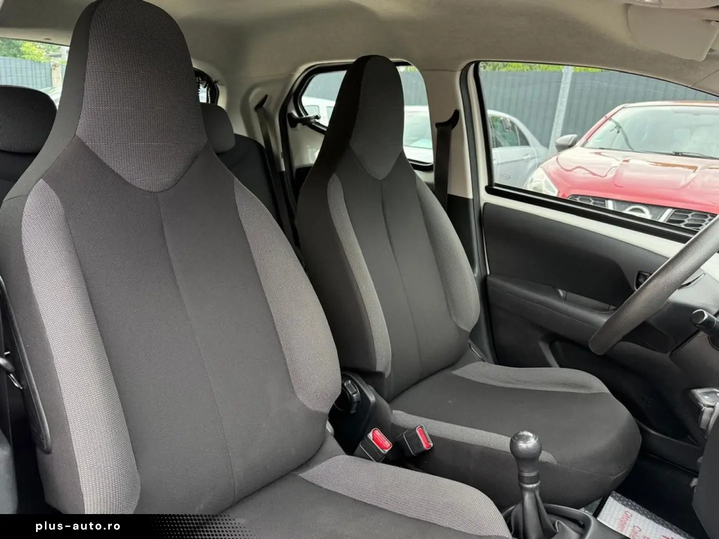 Toyota Aygo 1.0i    Vindem in Rate Avans Zero cu Buletinul