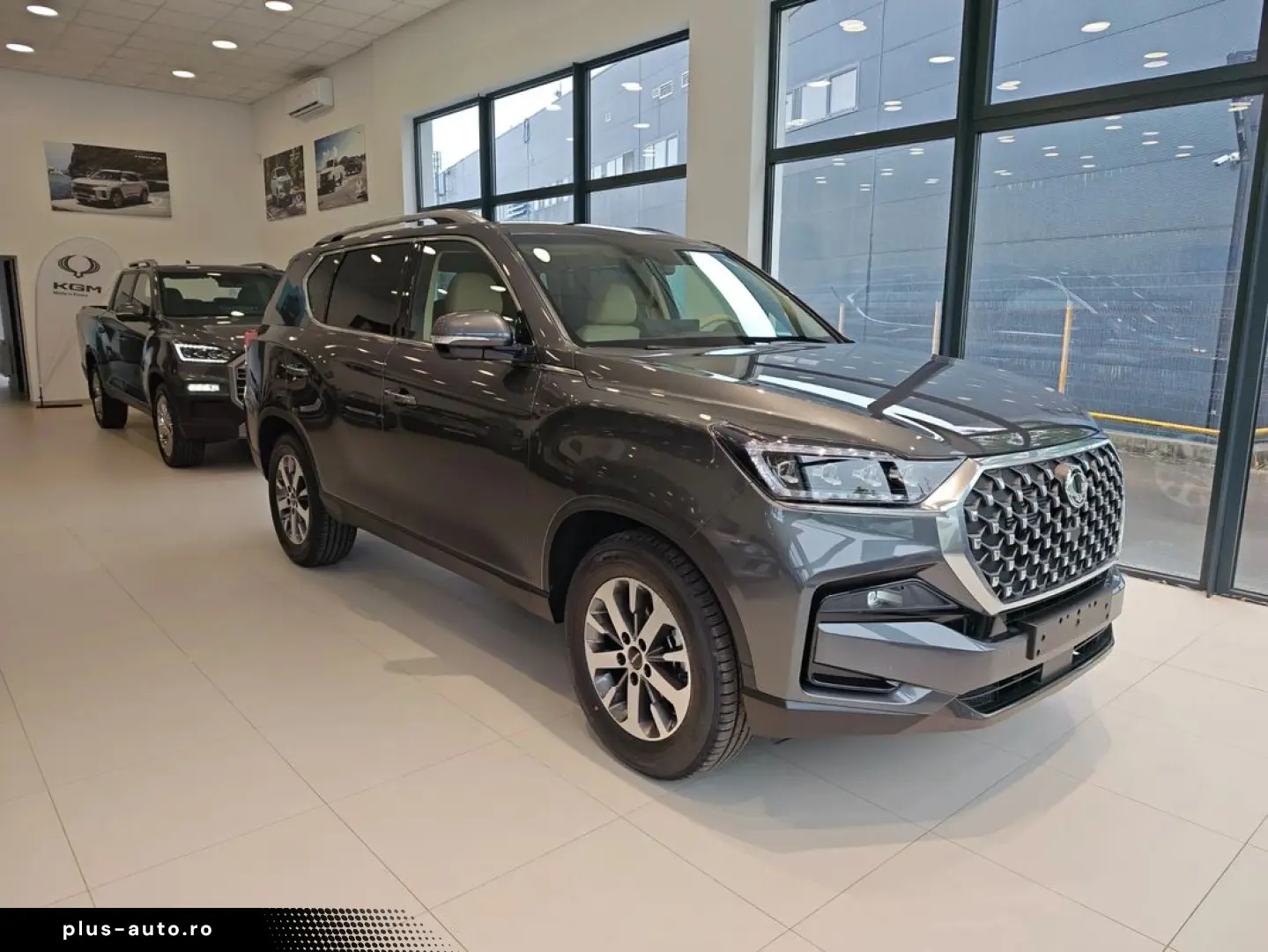 Kg-Mobility Rexton