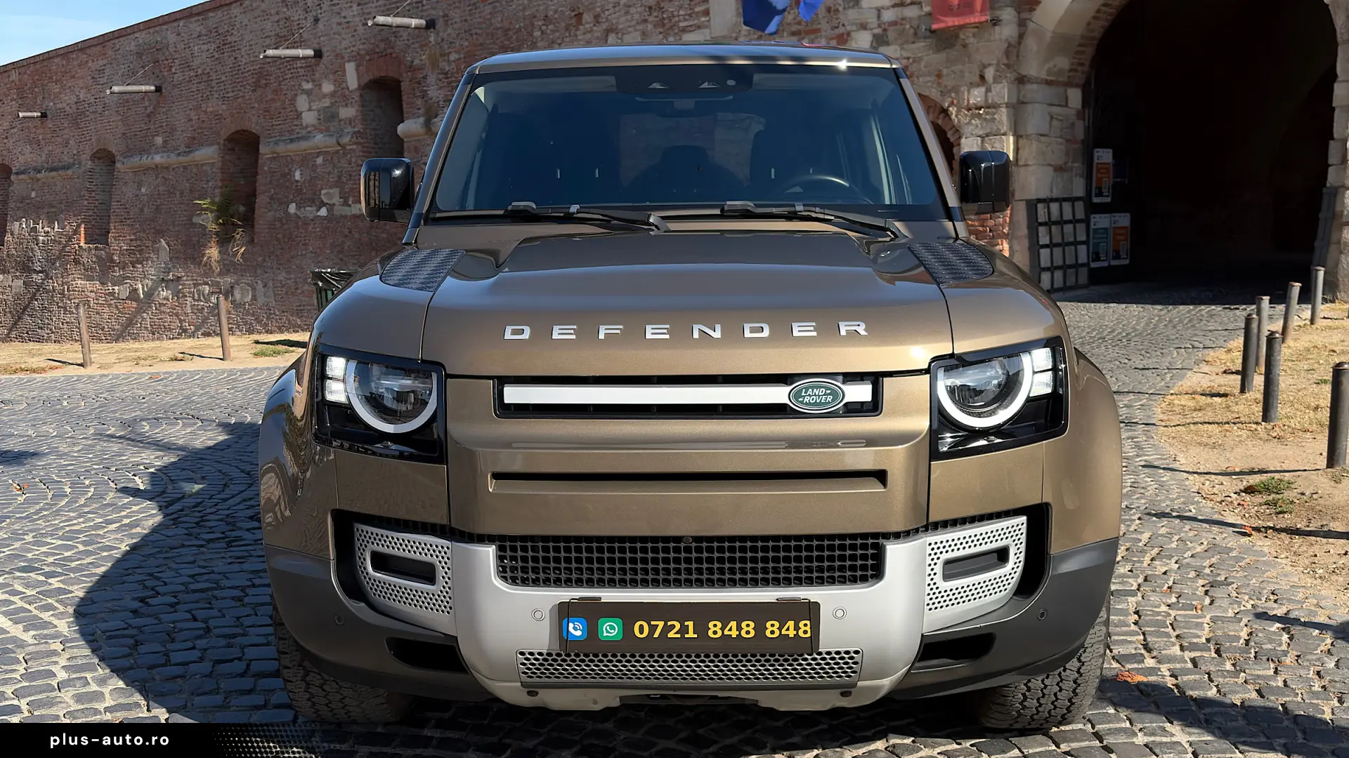 Land Rover Defender 110 D200 2020 AWD Automată 65.000 KM