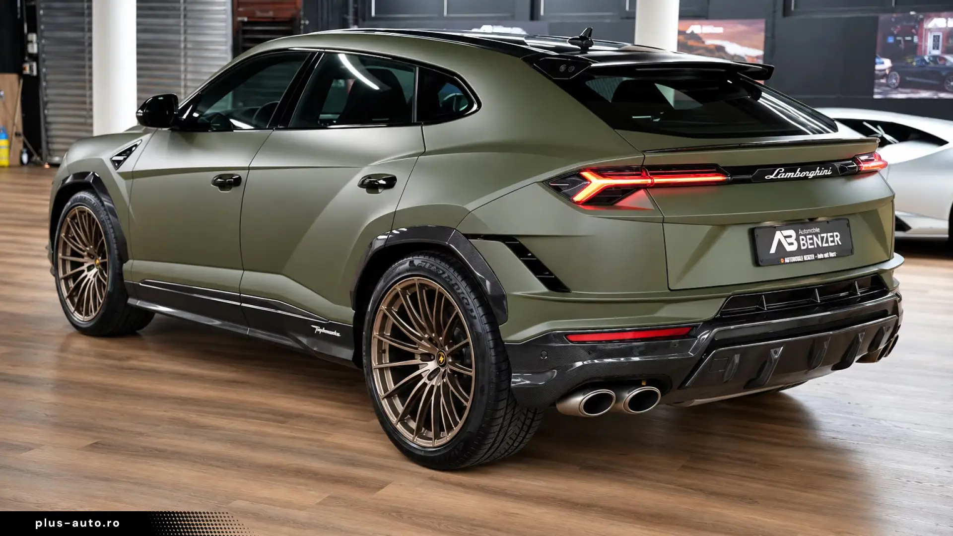 Lamborghini Urus Performante 4x4 –  Carbon  Alcantara