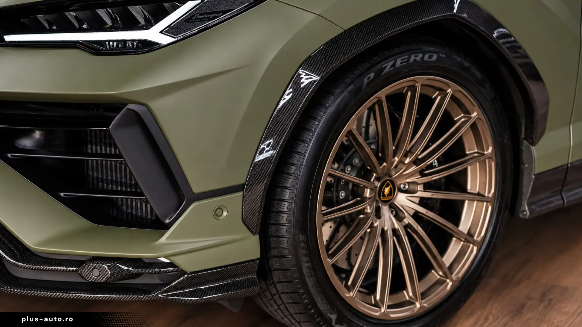 Lamborghini Urus Performante 4x4 –  Carbon  Alcantara