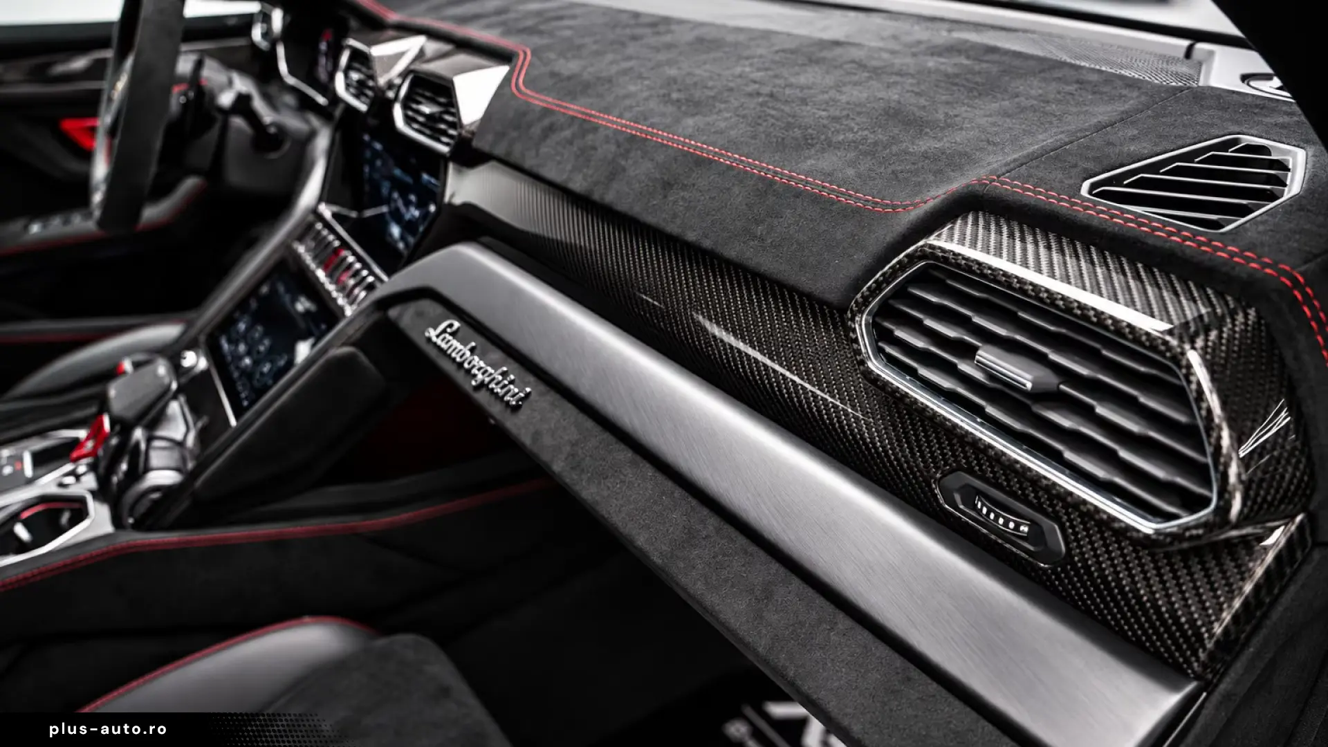 Lamborghini Urus Performante 4x4 –  Carbon  Alcantara