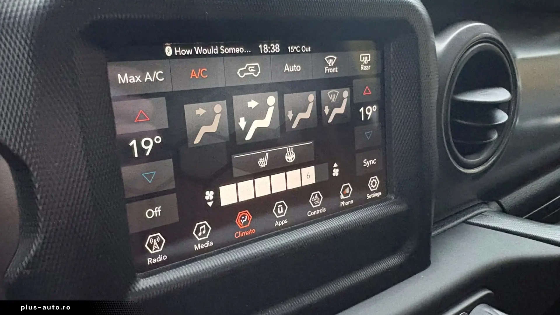 Jeep Wrangler Sport 2.0 Turbo 272 CP 4x4