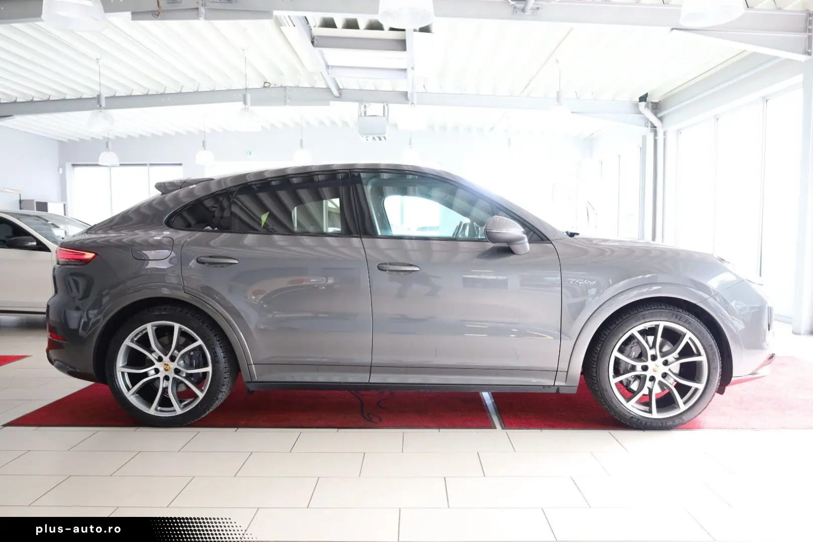 PORSCHE Cayenne Coupe E-Hybrid Sport-Design-Paket