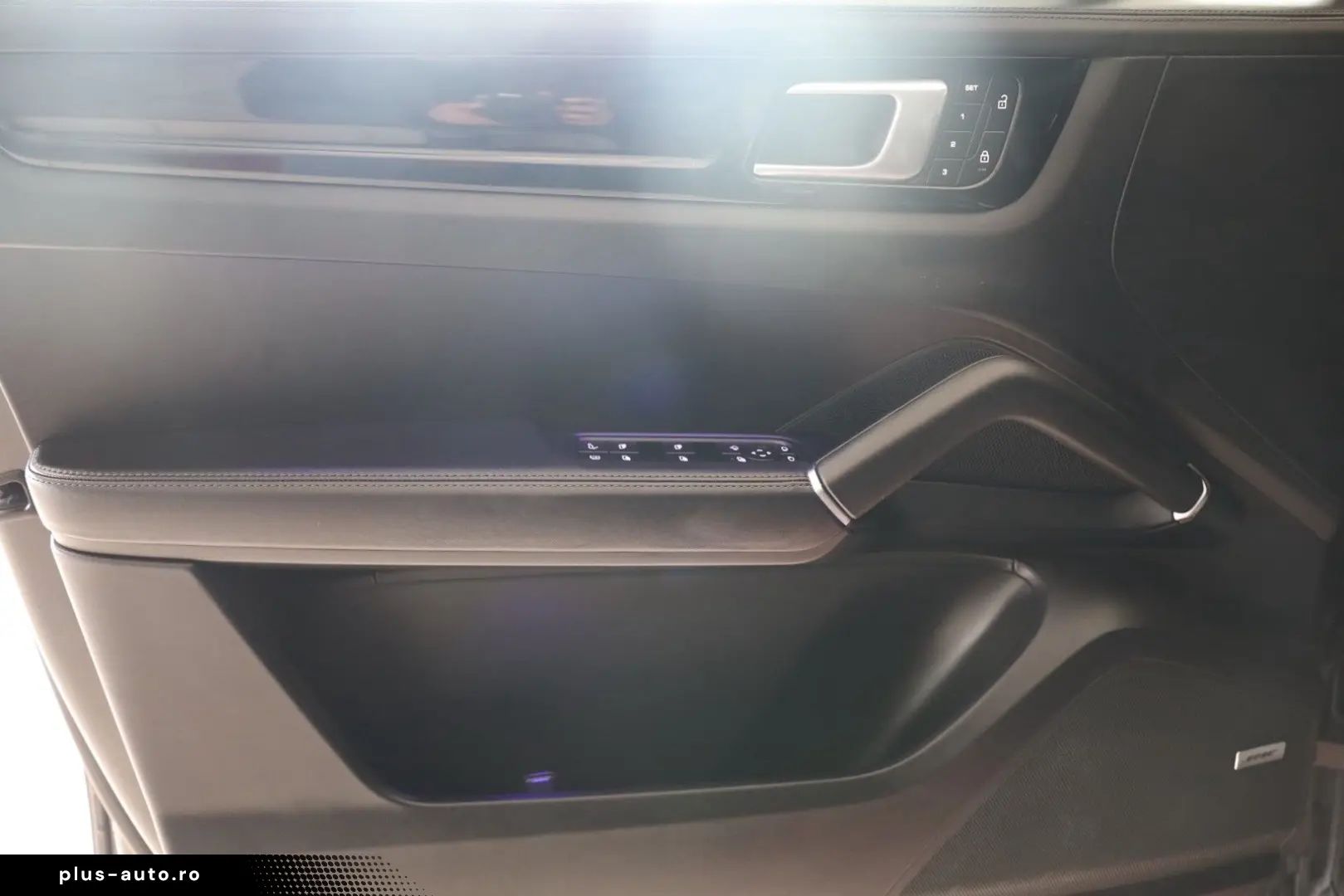 PORSCHE Cayenne Coupe E-Hybrid Sport-Design-Paket