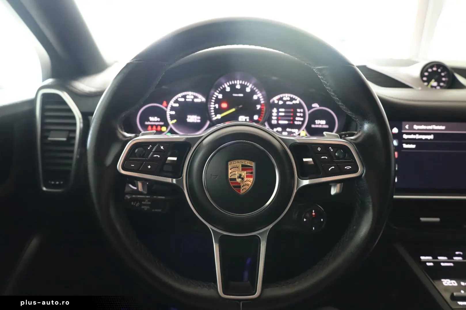PORSCHE Cayenne Coupe E-Hybrid Sport-Design-Paket