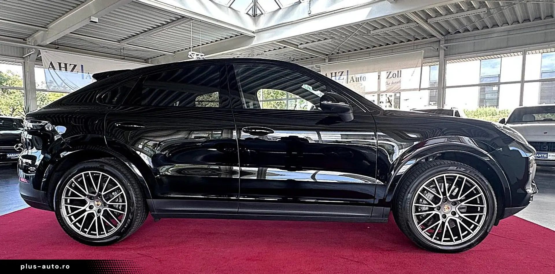 PORSCHE Cayenne S Coupé Platinum Edition Vierradlenkung