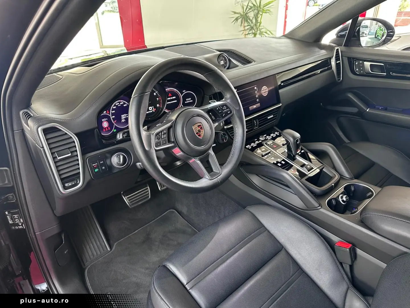 PORSCHE Cayenne S Coupé Platinum Edition Vierradlenkung