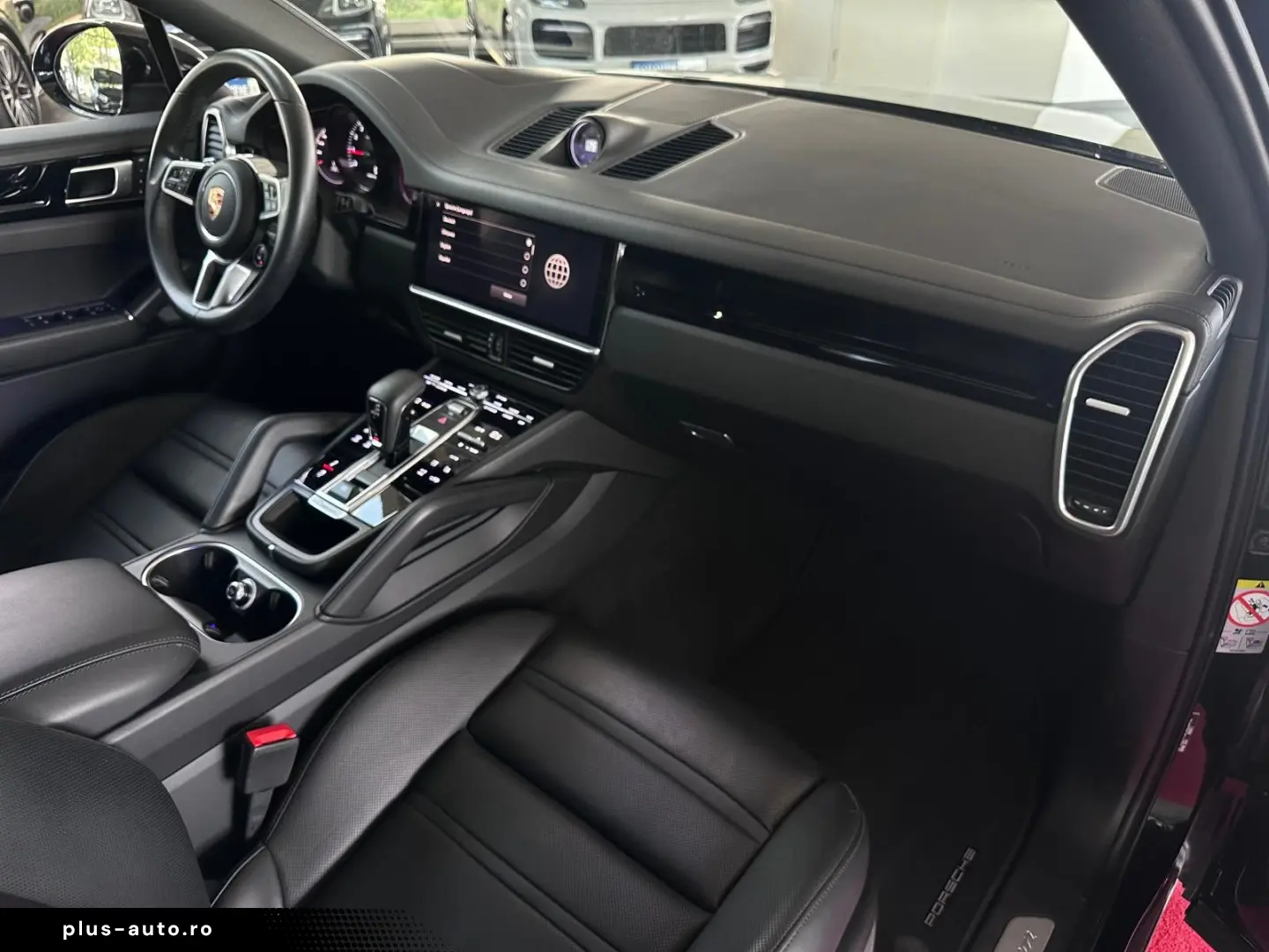 PORSCHE Cayenne S Coupé Platinum Edition Vierradlenkung