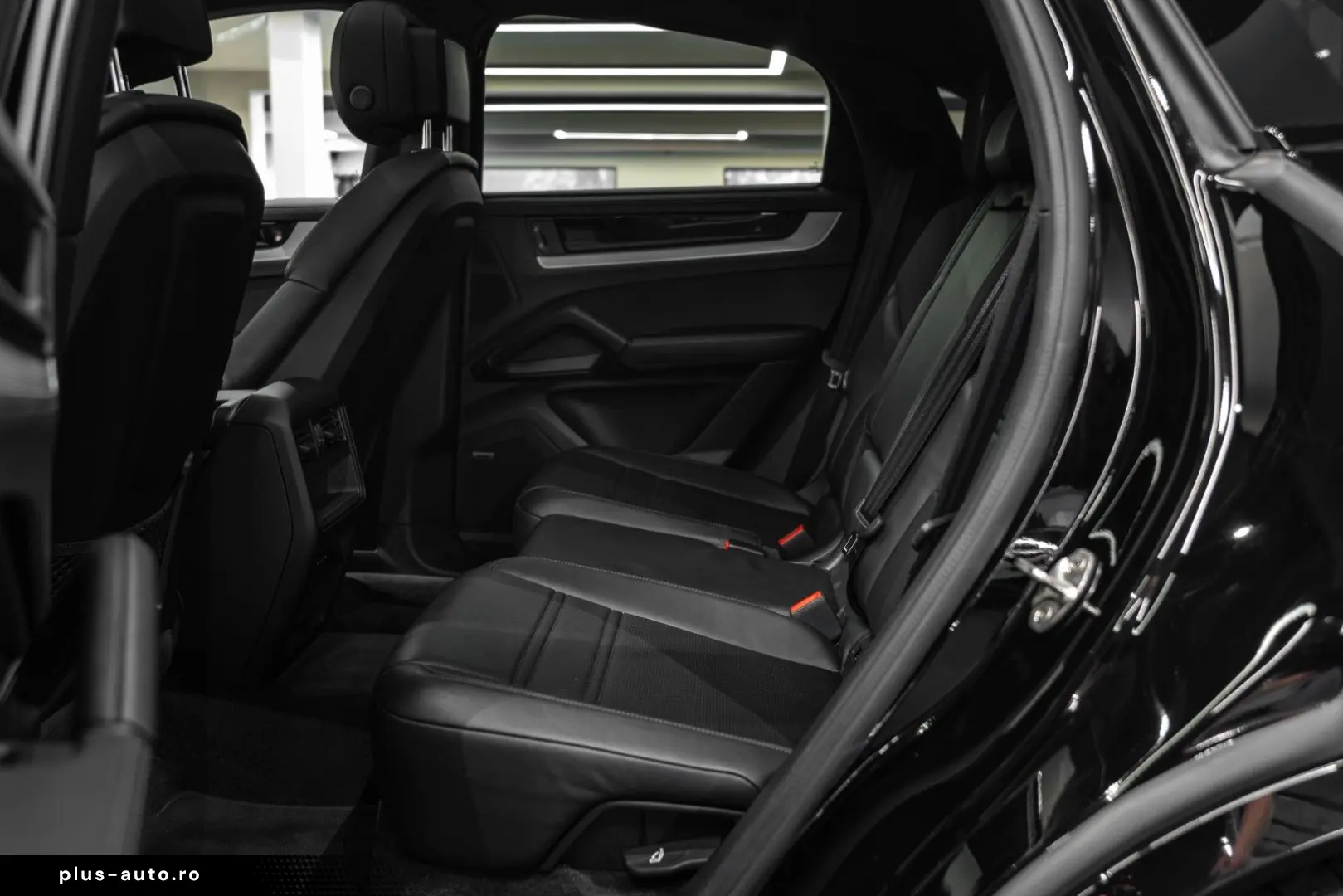 PORSCHE Cayenne Coupe E-Hybrid  BOSE  PASM  Panorama