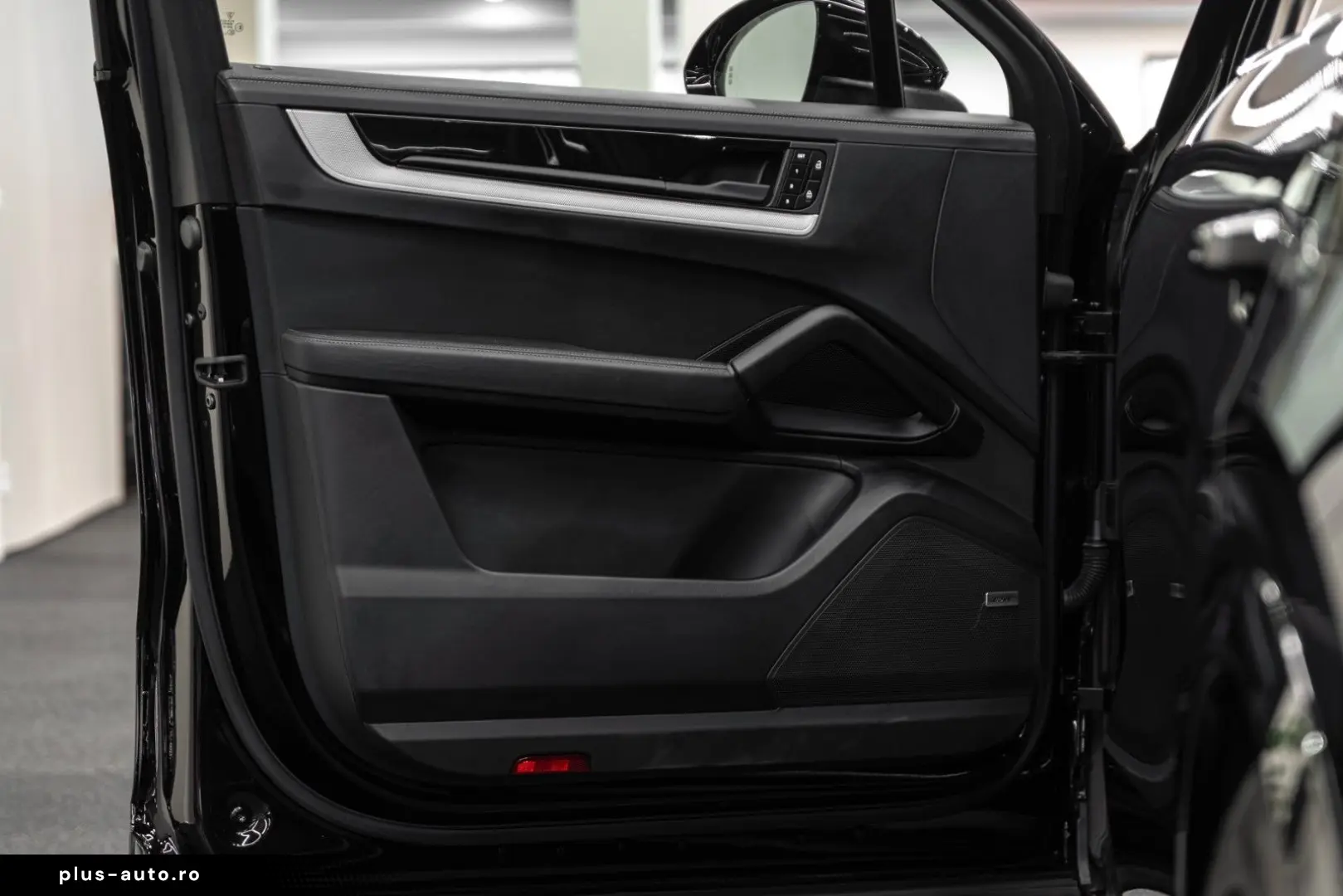 PORSCHE Cayenne Coupe E-Hybrid  BOSE  PASM  Panorama